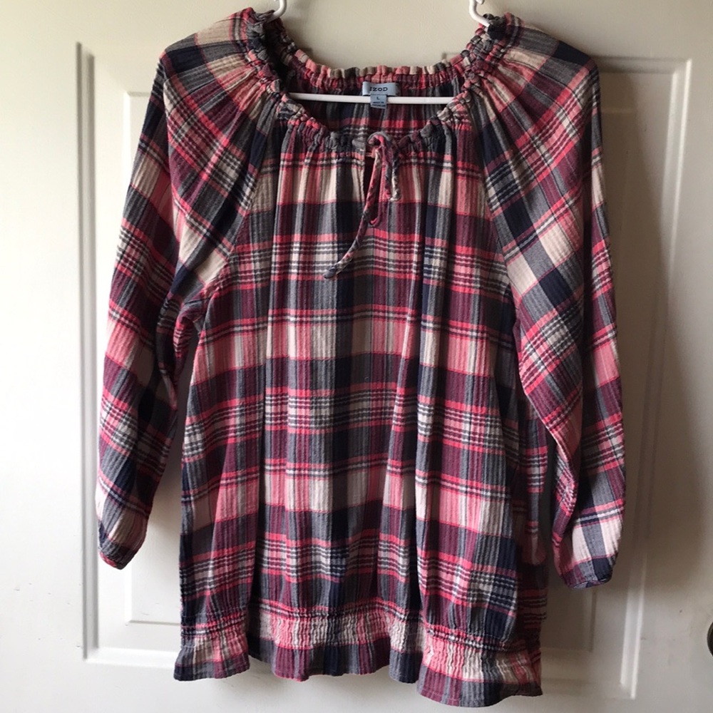 IZOD Pink and blue plaid shirt